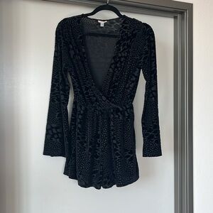Ecote Black Velvet Long-sleeved Romper